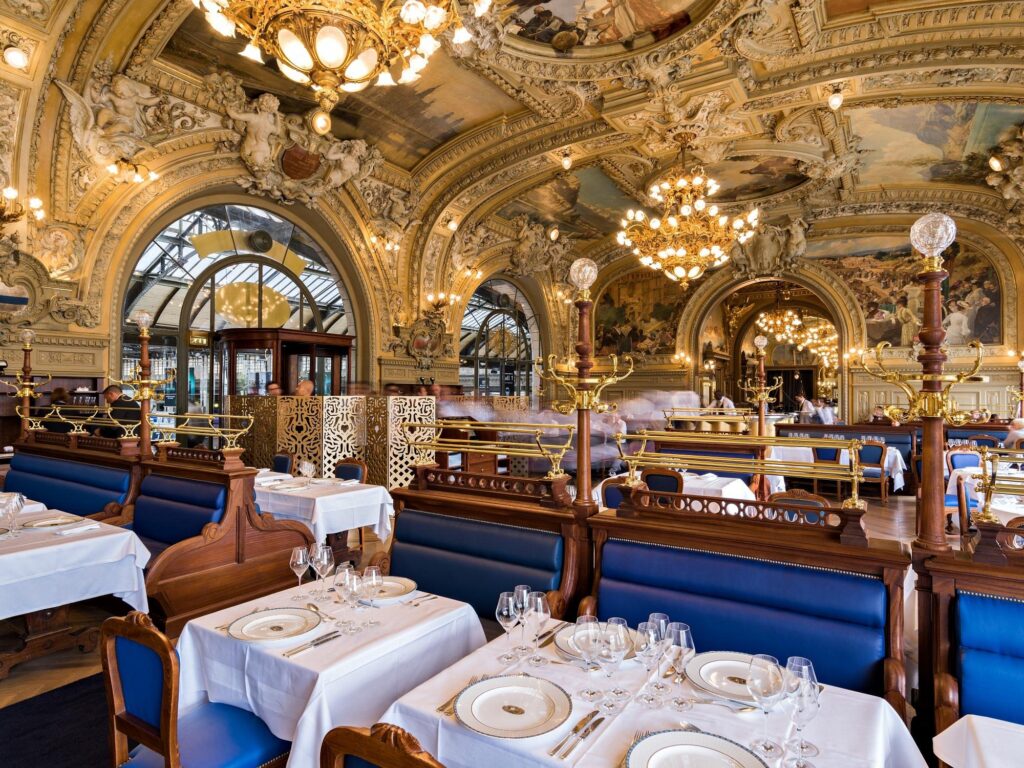 High-End Dining in High-Traffic Hubs
