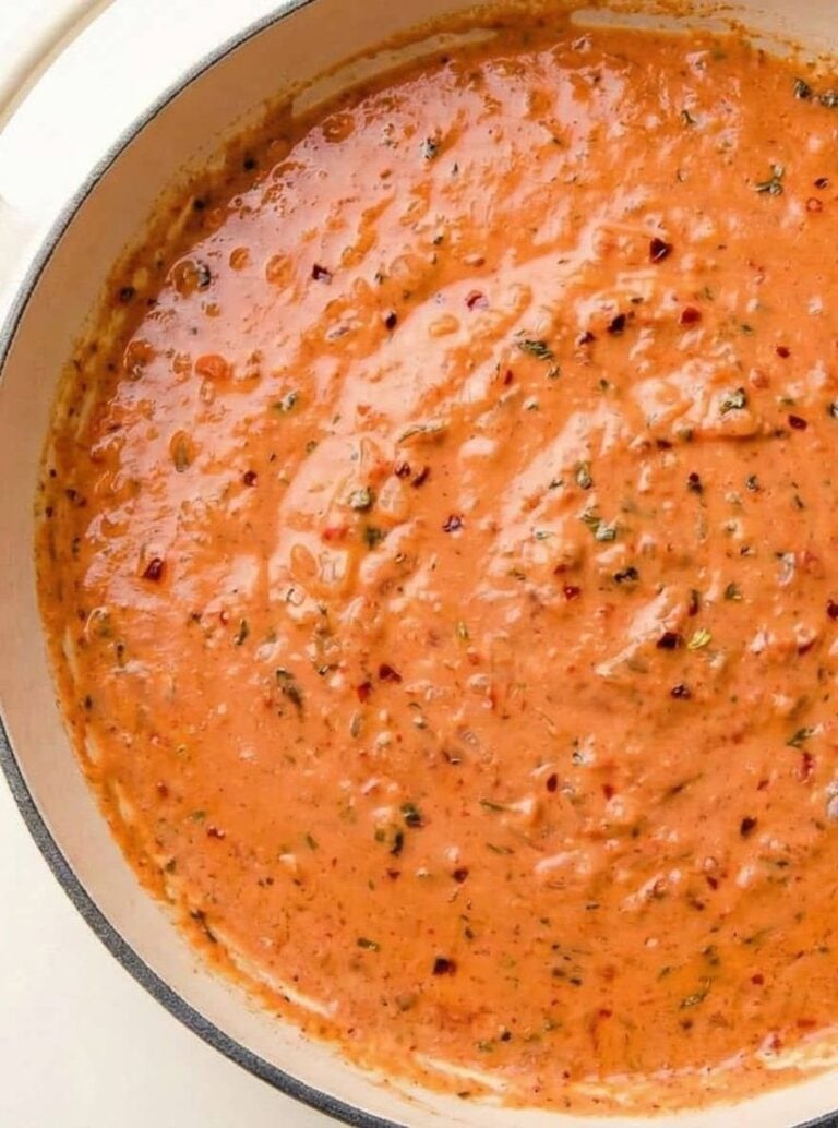 Homemade Easy Blush Sauce, freshly made and ready to serve